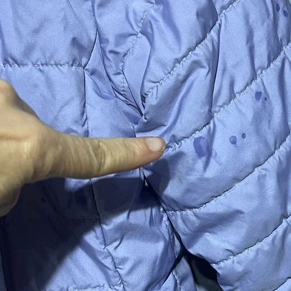 The North Face Girls Mossbud Swirl Parka, Purple Size Medium W/ Flaws - Picture 12 of 13